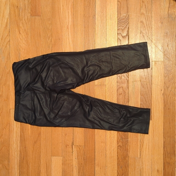 Faux Leather Leggings - size S - Picture 4 of 4
